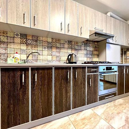 Apartpoltava Простора Однокімнатна Квартира В Новобудові, Корпусний Парк 외부 사진